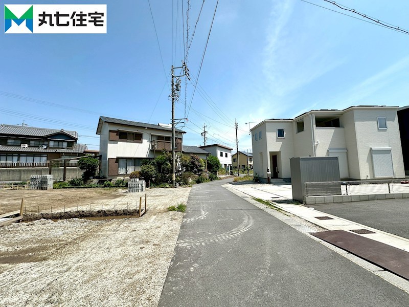 蒲郡市形原町北大明地　3号棟  現地写真（前面道路含む現地写真）