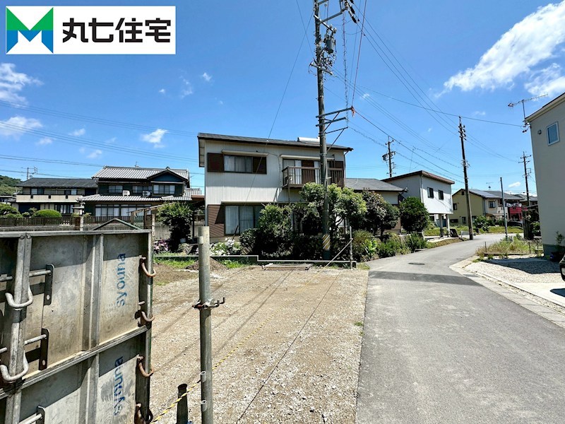 蒲郡市形原町北大明地　3号棟  現地写真（前面道路含む現地写真）