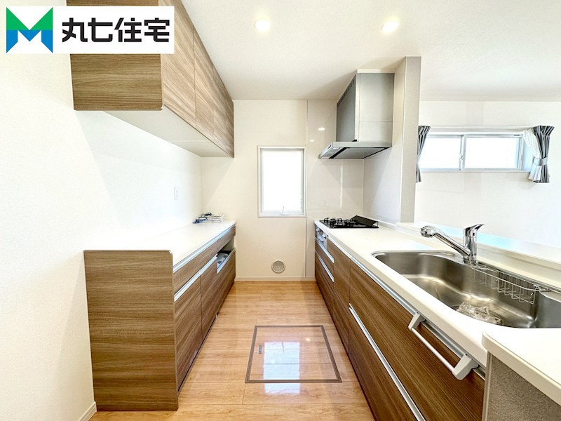豊橋市山田三番町68番地1  内観写真（キッチン）