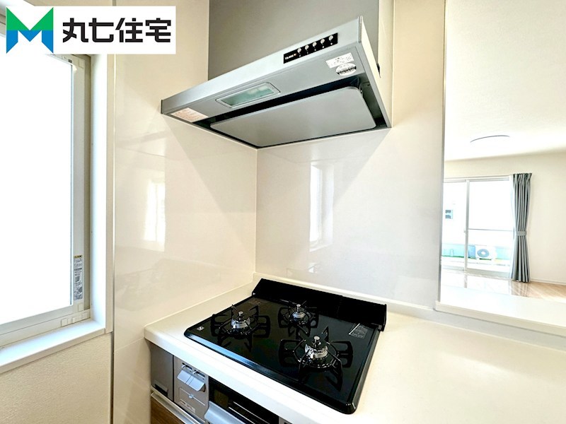 豊橋市山田三番町68番地1  内観写真（キッチン）