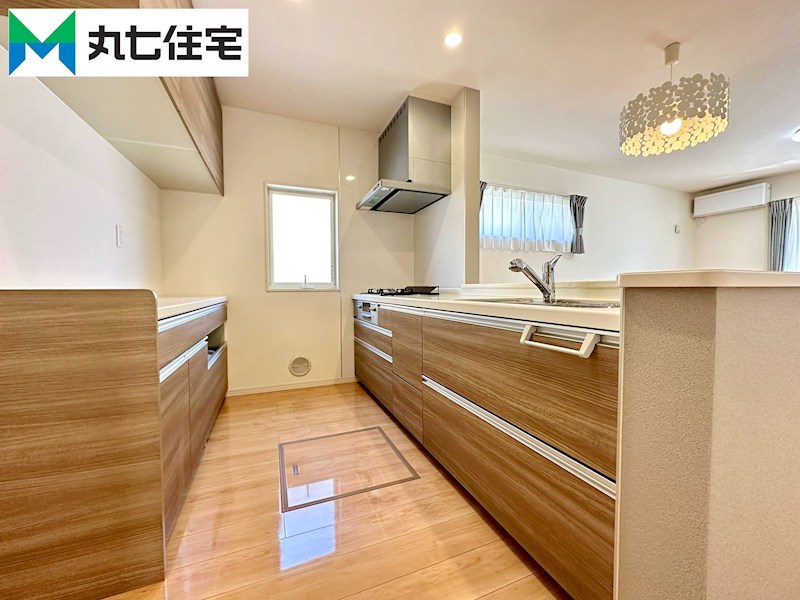豊橋市山田三番町68番地1  内観写真（キッチン）
