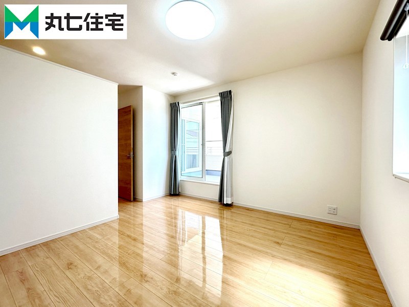 豊橋市山田三番町68番地1  内観写真（リビング以外の居室）
