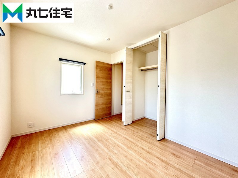 豊橋市山田三番町68番地1  内観写真（リビング以外の居室）