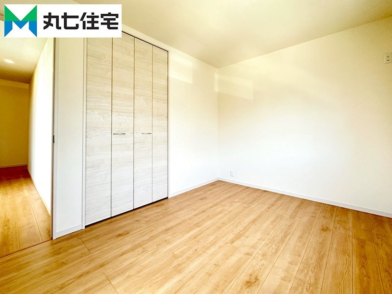 豊橋市山田三番町68番地1  内観写真（リビング以外の居室）