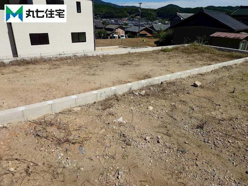 額田郡幸田町大字深溝字上山村13番1【①】、13番3【②】　①区画 現地写真
