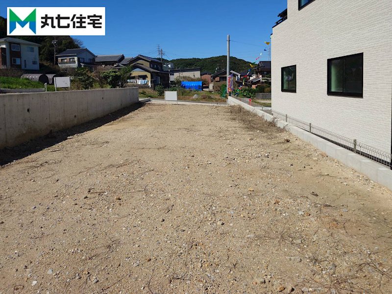 額田郡幸田町大字深溝字上山村13番1【①】、13番3【②】　①区画 現地写真