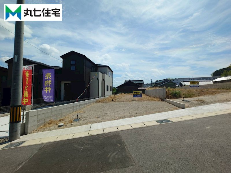 額田郡幸田町大字深溝字上山村13番1【①】、13番3【②】　①区画 現地写真