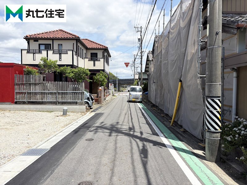 幸田町野場城東　1号棟 現地写真（前面道路含む現地写真）