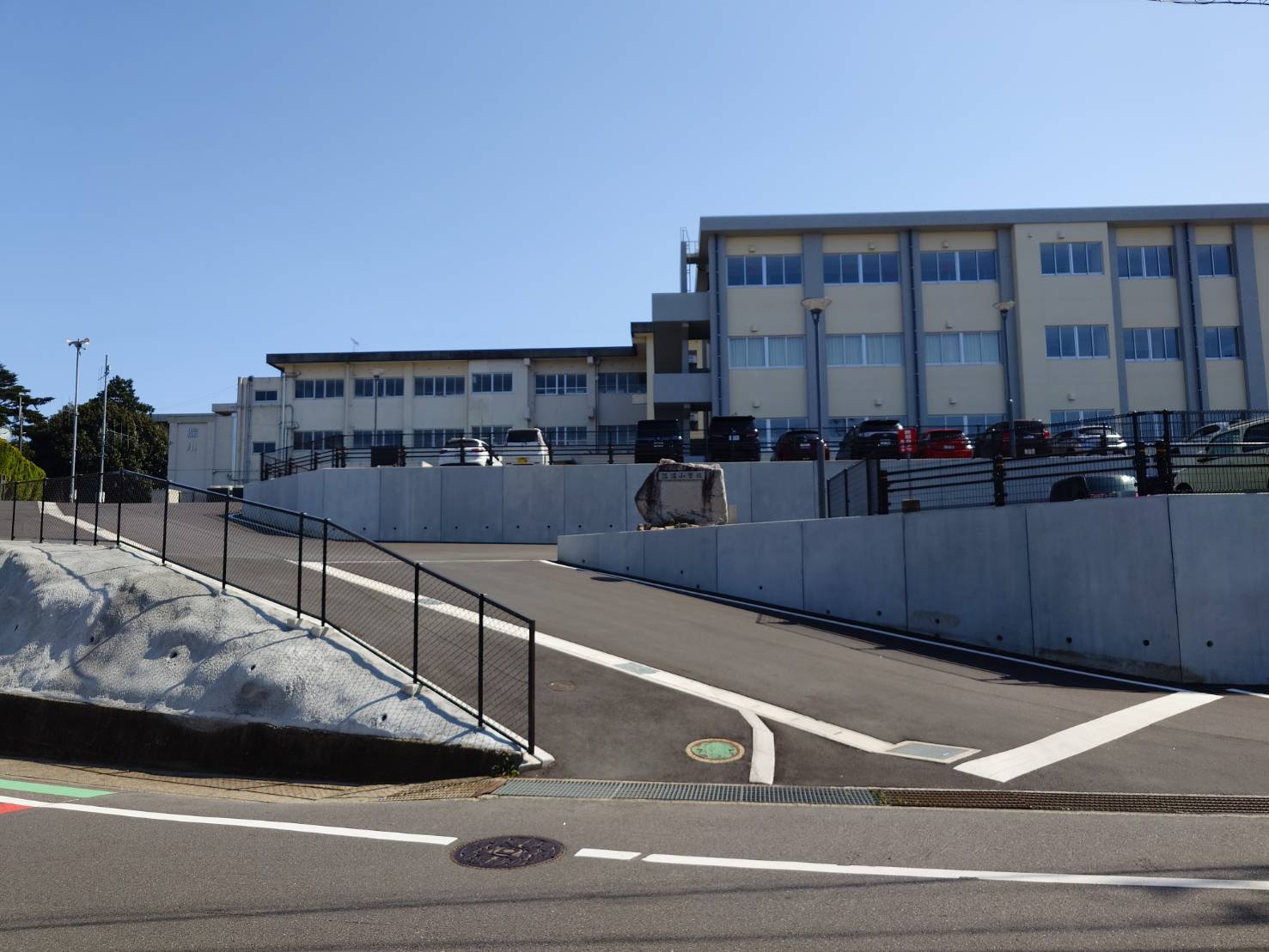 幸田町深溝　1号棟 小学校