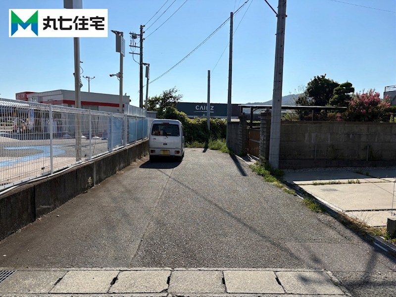 蒲郡市鹿島町鬼越34番11 現地写真（前面道路含む現地写真）