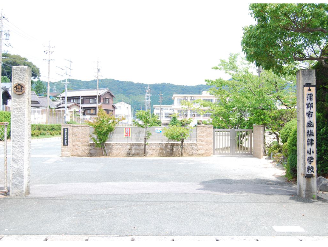 蒲郡市竹谷町　第1　3号棟 小学校