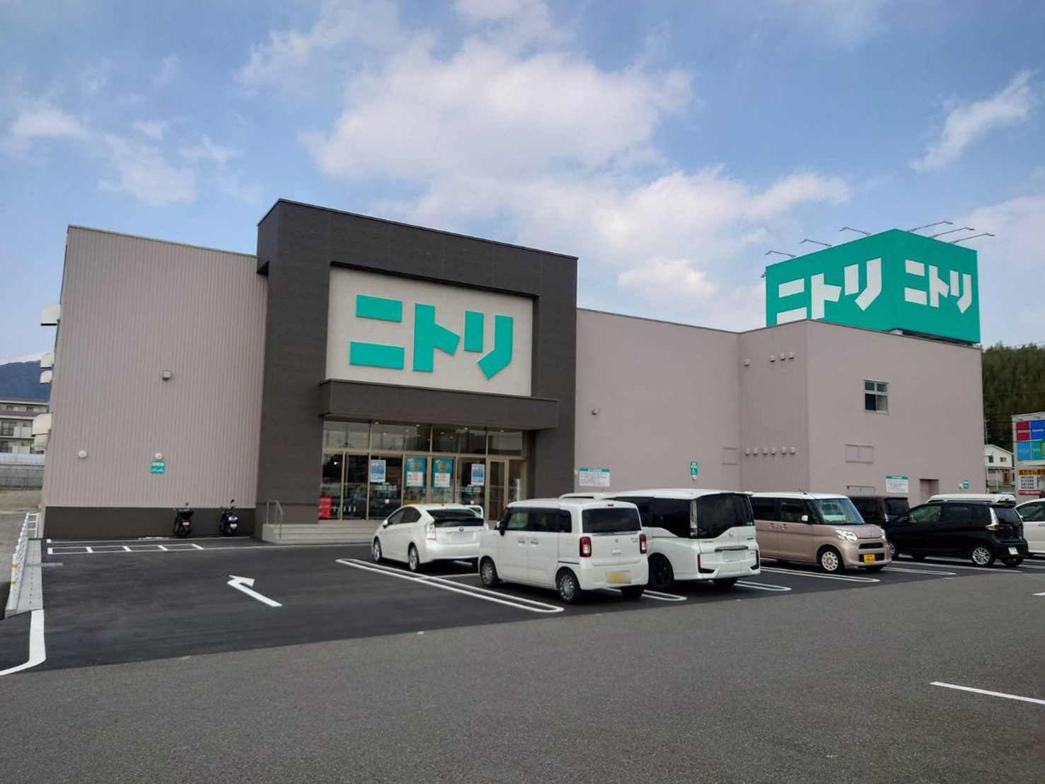 蒲郡市竹谷町　第1　4号棟  ショッピング施設