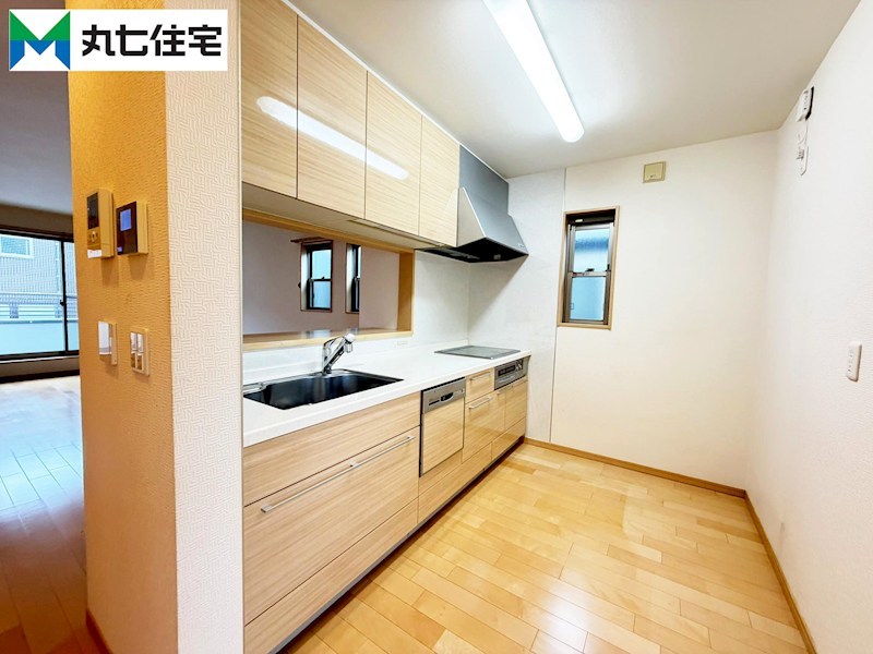 豊川市蔵子６丁目9番地27  内観写真（キッチン）