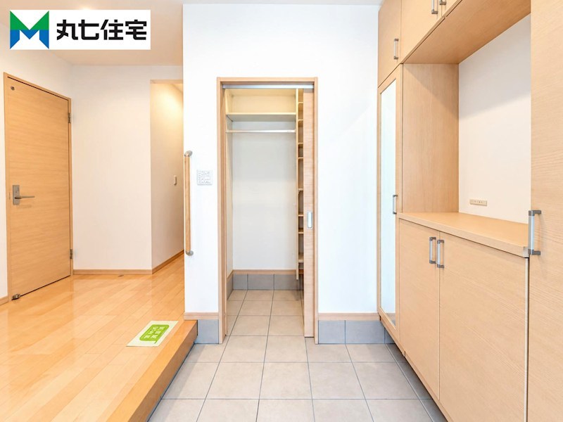 豊川市蔵子６丁目9番地27  現地写真（玄関）