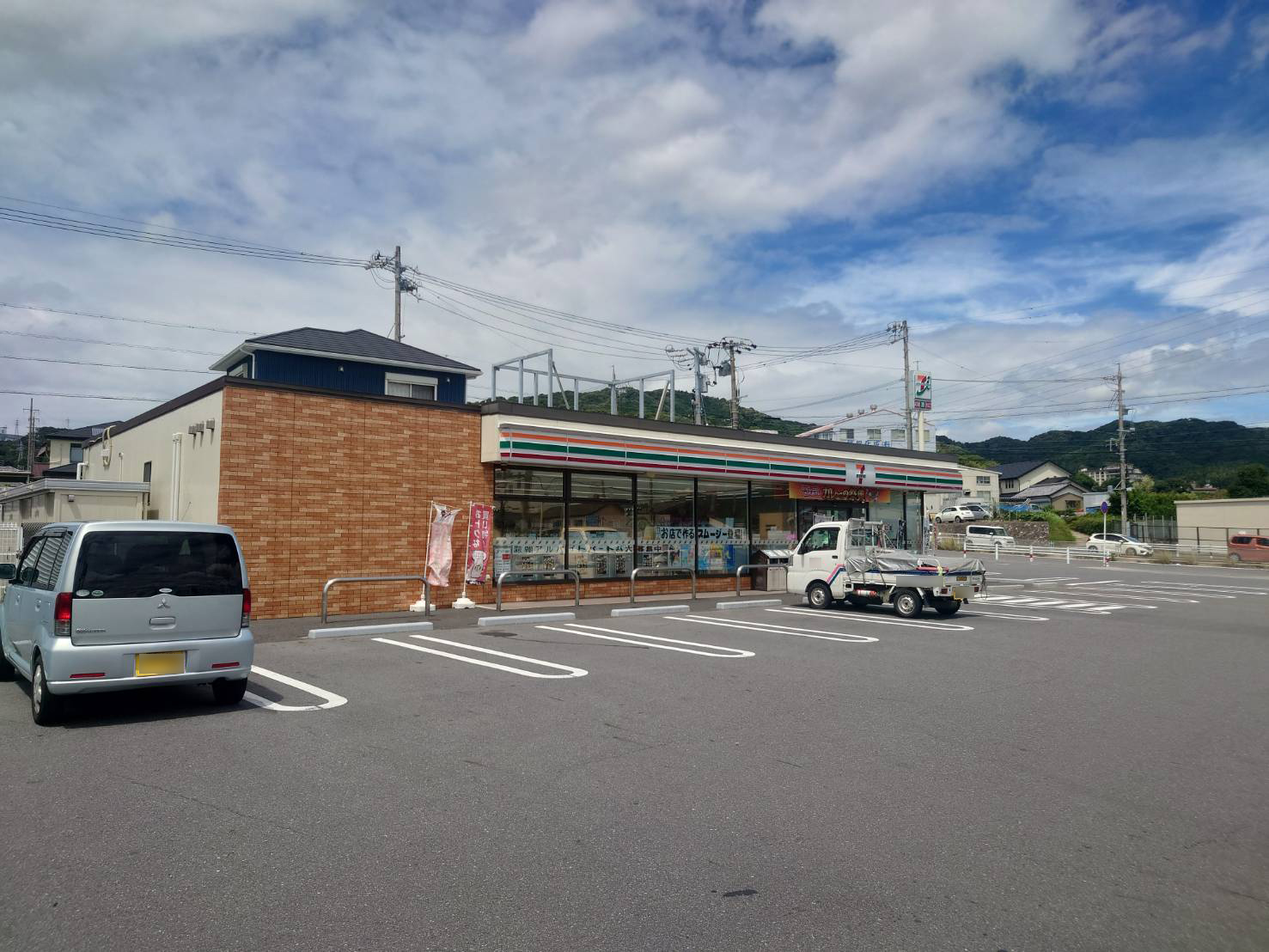 蒲郡第56形原町南双太山 コンビニ