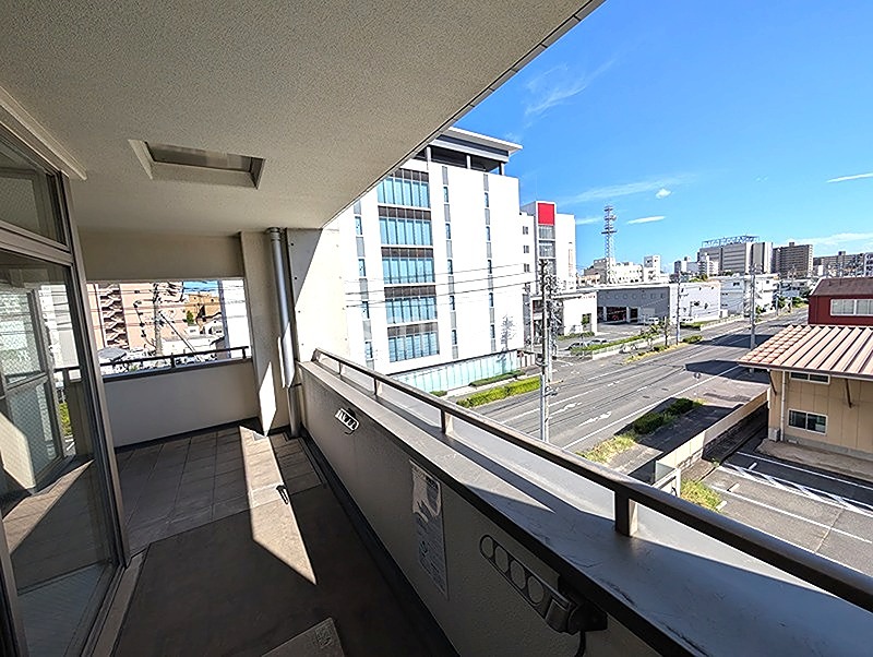 プログレス鹿田本町 現地写真（バルコニー）