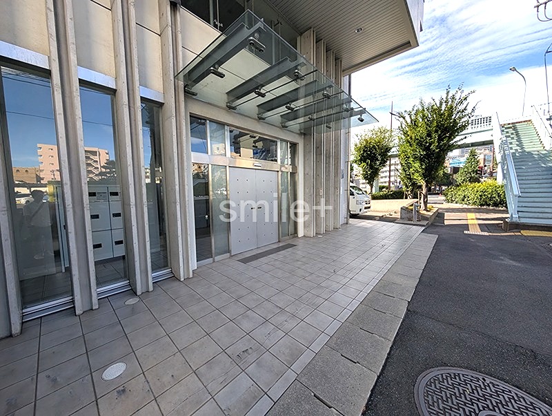 プログレス鹿田本町 共用部写真（エントランス）