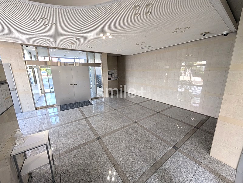 プログレス鹿田本町 共用部写真（エントランス）