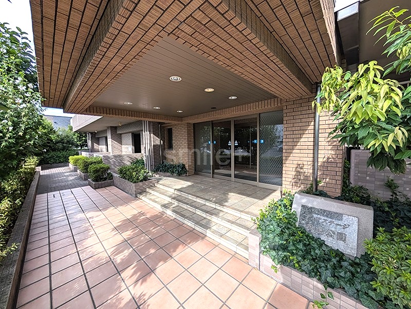 ディアステージ奥田公園 共用部写真（エントランス）
