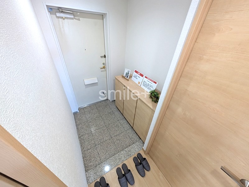 アルファステイツ泉田 現地写真（玄関）