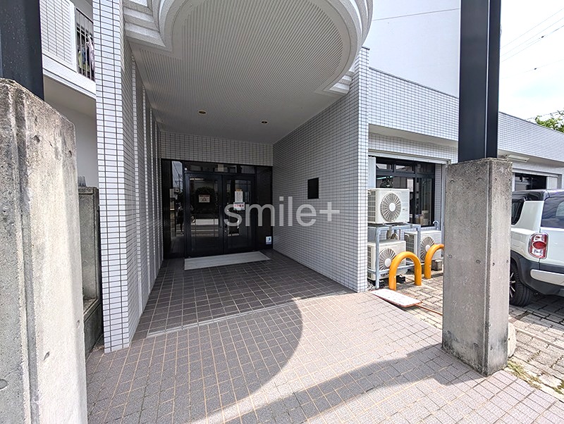 アバンテ岡山壱１番館 共用部写真（エントランス）