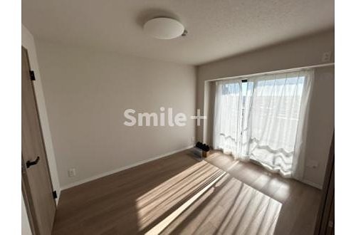 アルファステイツ新屋敷公園 内観写真（リビング）
