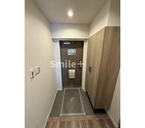 アルファステイツ新屋敷公園 現地写真（玄関）