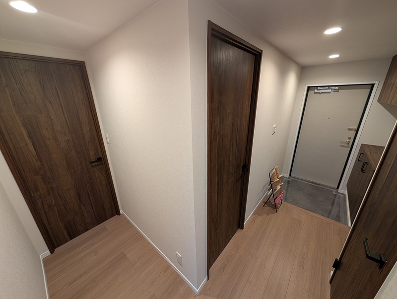 アルファステイツ新屋敷公園 現地写真（玄関）