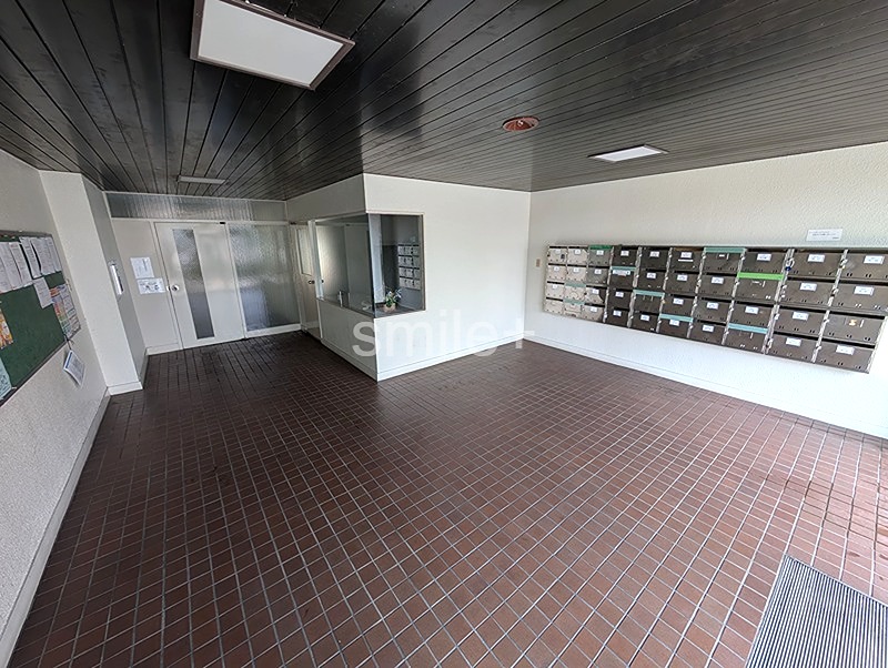 南方パークマンション 共用部写真（エントランス）