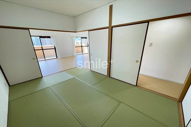 ダイアパレスサンポート高松 内観写真（リビング以外の居室）