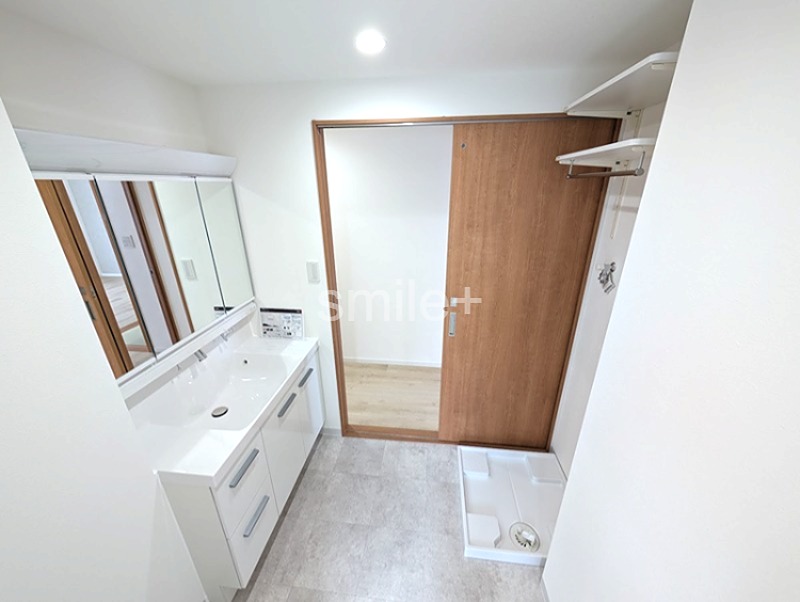 リビンコート問屋町タワー 内観写真（洗面台・洗面所）