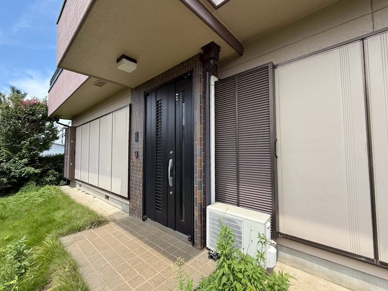 青梅市今井２丁目 中古戸建 現地写真（玄関）