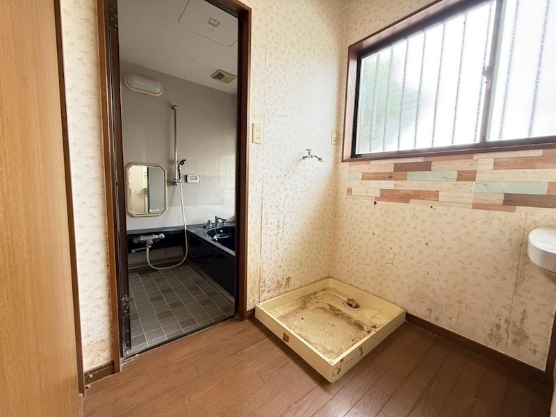 青梅市今井２丁目 中古戸建 内観写真（洗面台・洗面所）