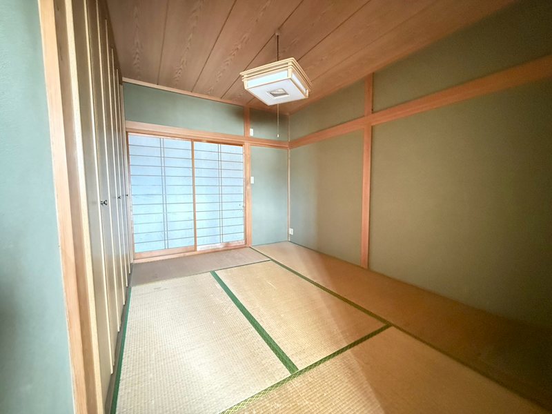 青梅市今井２丁目 中古戸建 内観写真（リビング以外の居室）