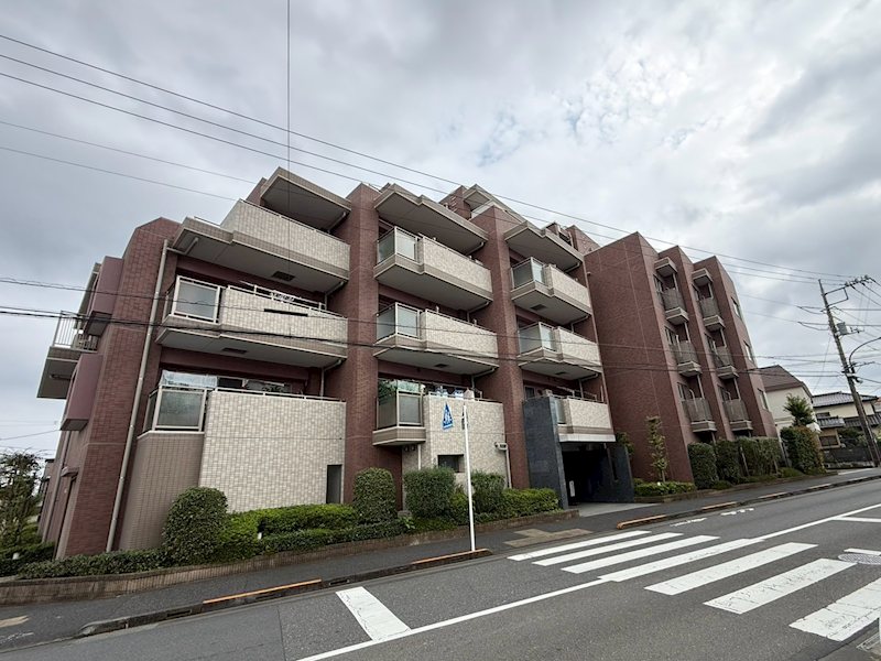 アンビシャス河辺 / 1階 その他