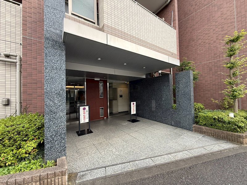 アンビシャス河辺 / 1階 その他
