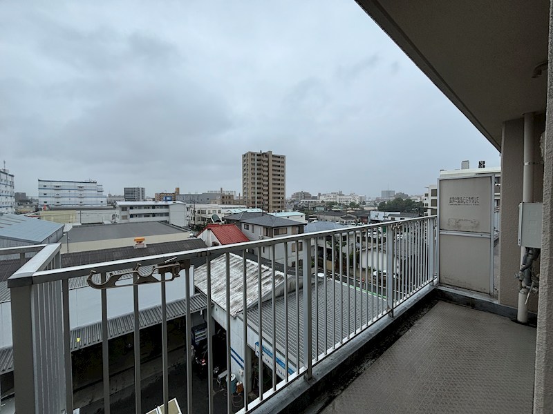 エメラルドマンション東那珂 現地写真（バルコニー）
