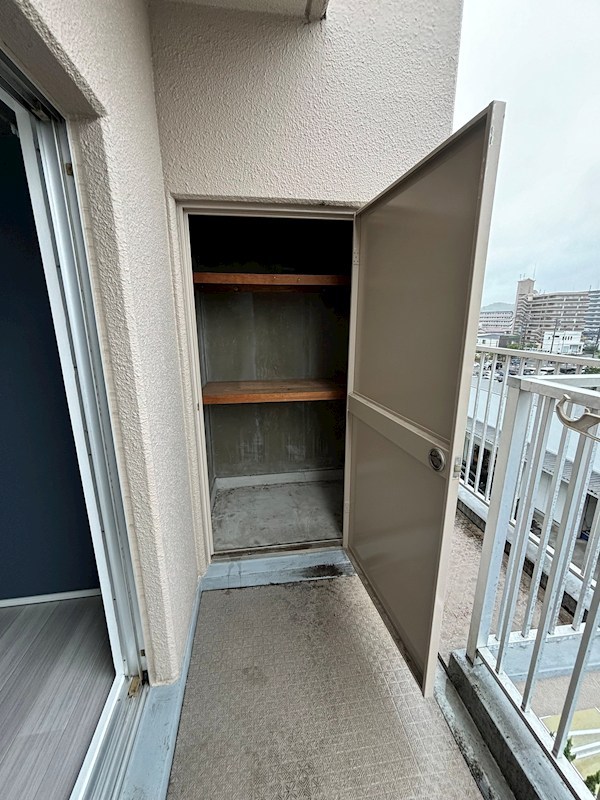 エメラルドマンション東那珂 内観写真（収納）