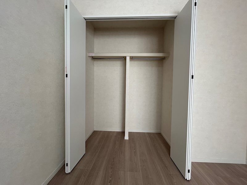 ブライトンヒルズ藤崎  内観写真（リビング以外の居室）