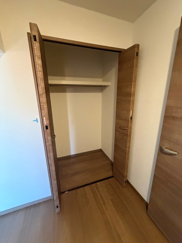 ロイヤルマンション小笹 内観写真（収納）