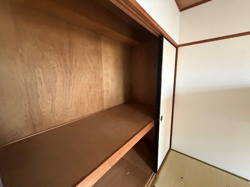 サンビューハイツ友泉 内観写真（収納）