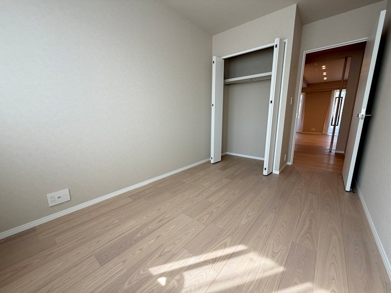 グランドメゾン赤坂弐番館 内観写真（リビング以外の居室）
