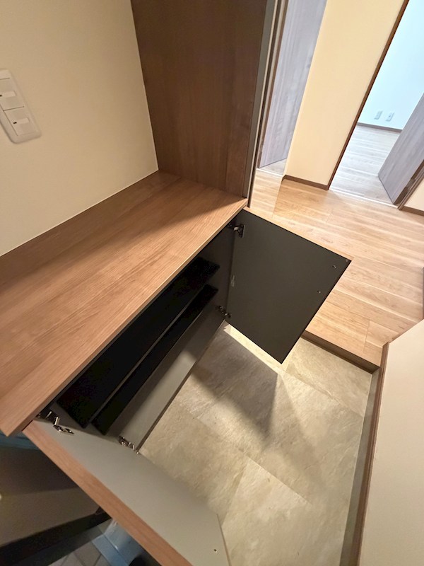 パークハイツ平尾山荘 現地写真（玄関）
