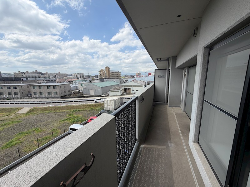 クローバーマンション空港東Ⅱ 現地写真（バルコニー）