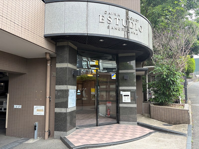 福岡県福岡市中央区桜坂３丁目 共用部写真（エントランス）