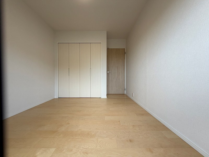 グランドール小笹 内観写真（子供部屋）