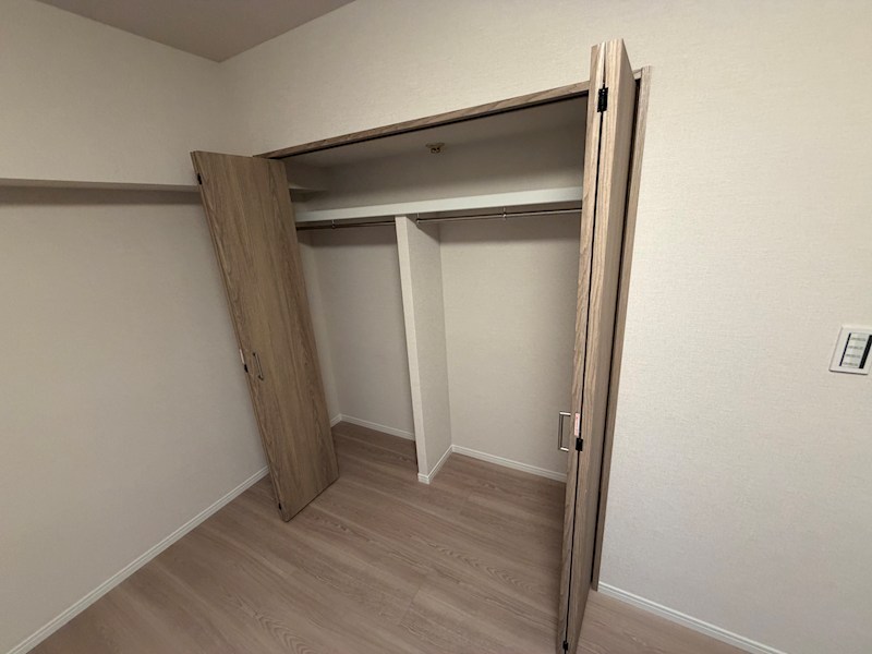 ロイヤルマンション別府 内観写真（収納）