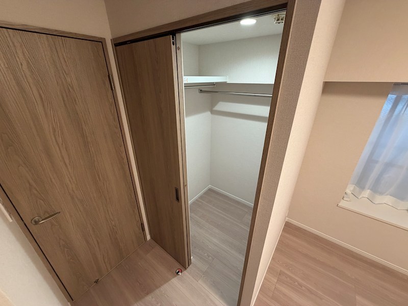 ロイヤルマンション別府 内観写真（収納）