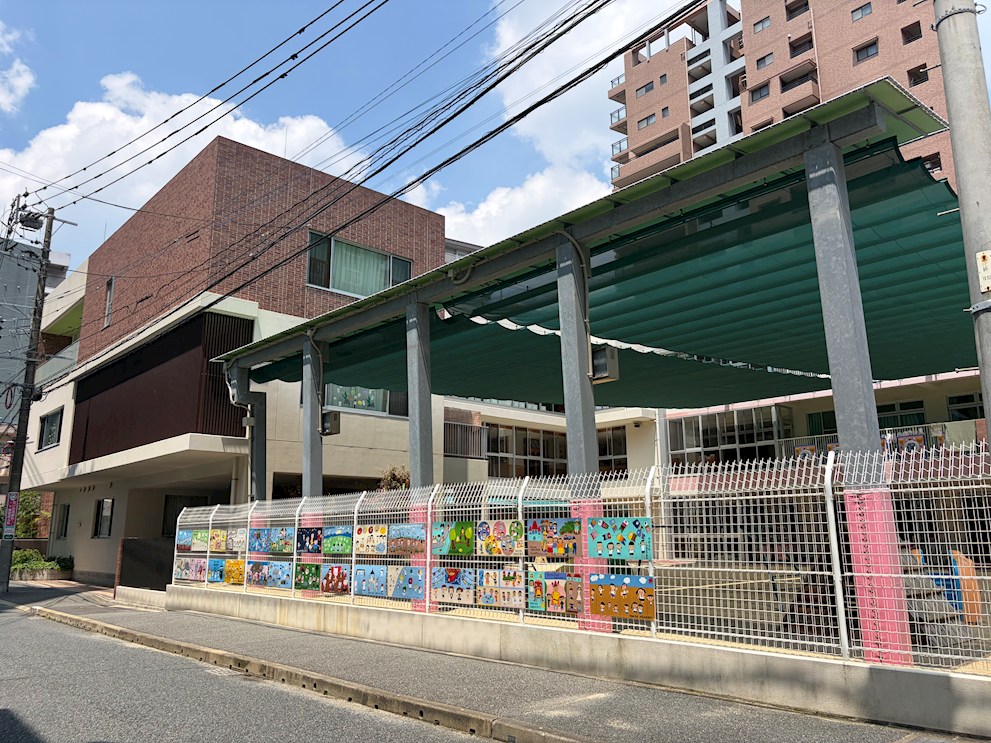ロイヤルマンション別府 幼稚園
