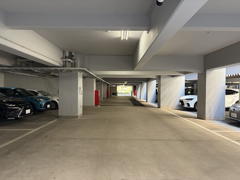 チサンマンション天神3 共用部写真（駐車場）